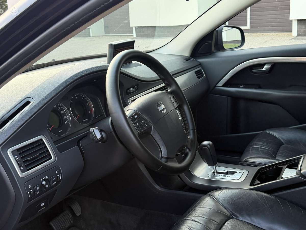 Volvo V70, 2.4 l., Универсал