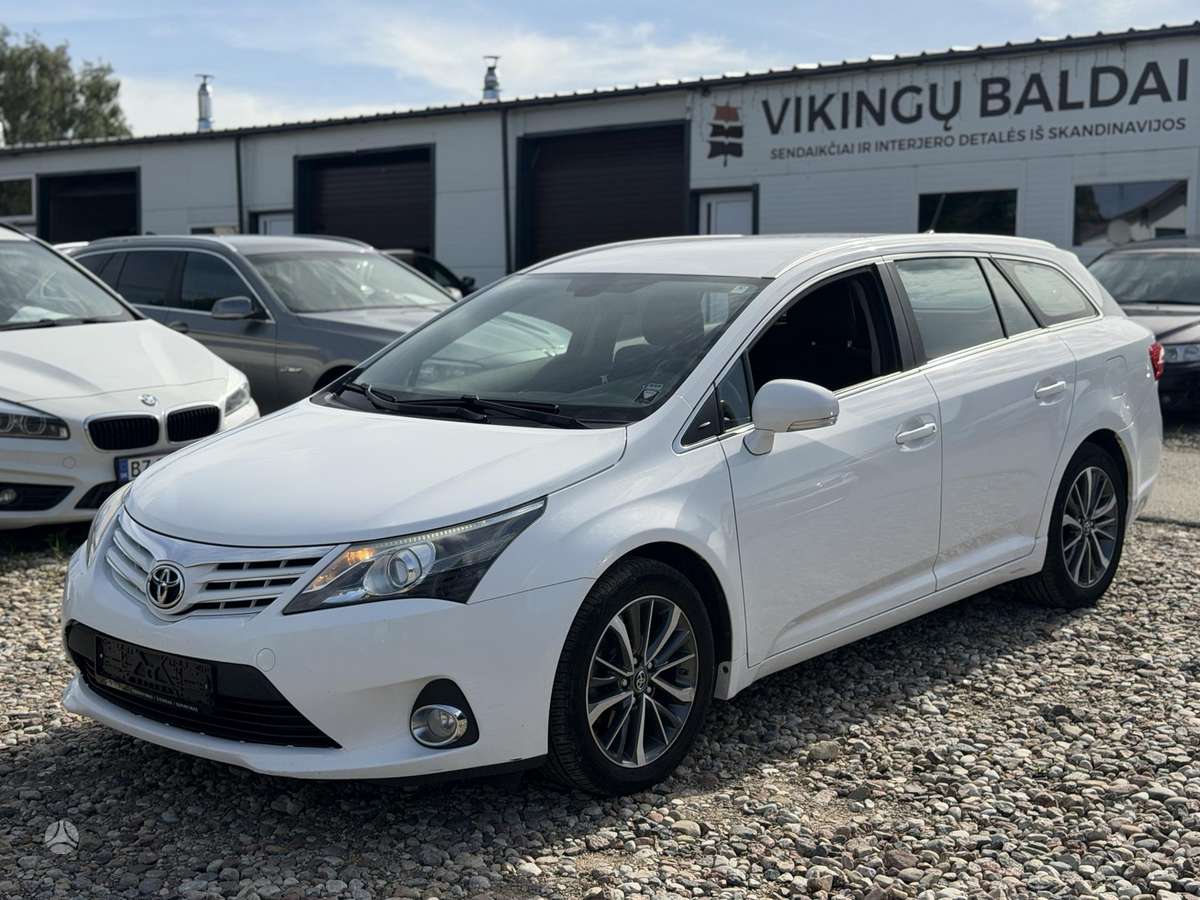 Toyota Avensis - 5
