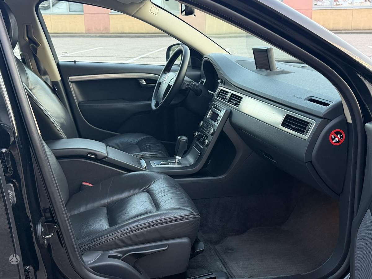 Volvo V70, 2.4 l., Универсал