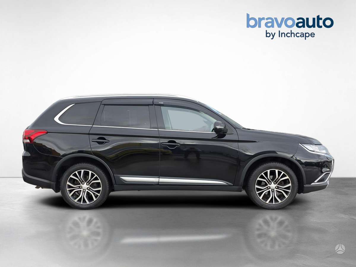 Mitsubishi Outlander - 6