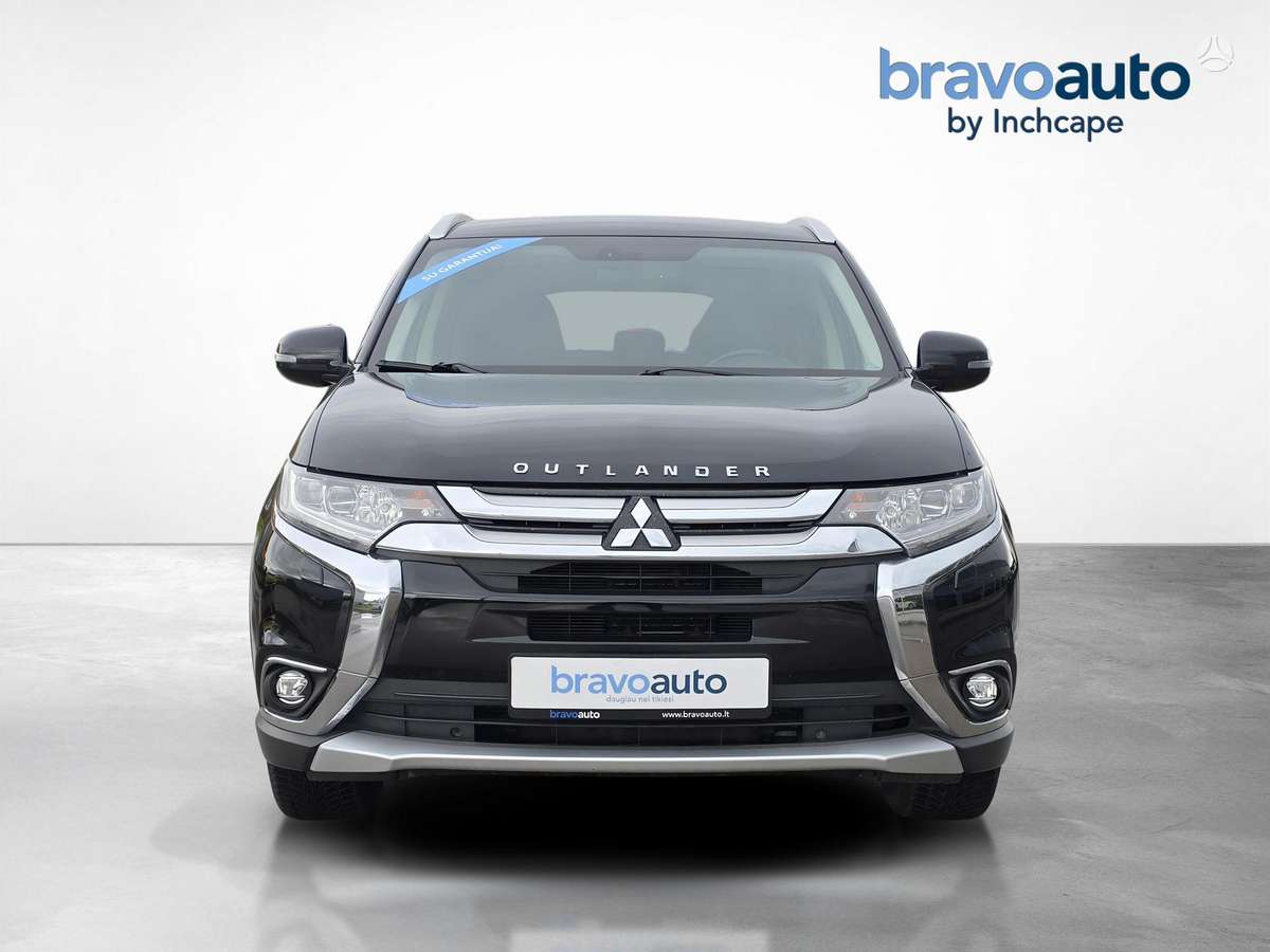 Mitsubishi Outlander - 8