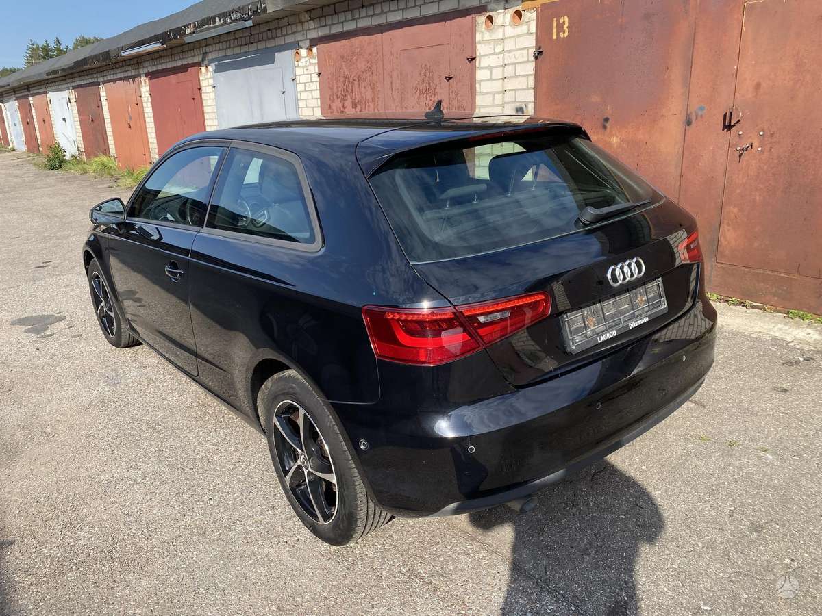 Audi A3, 1.6 l., Хэтчбек