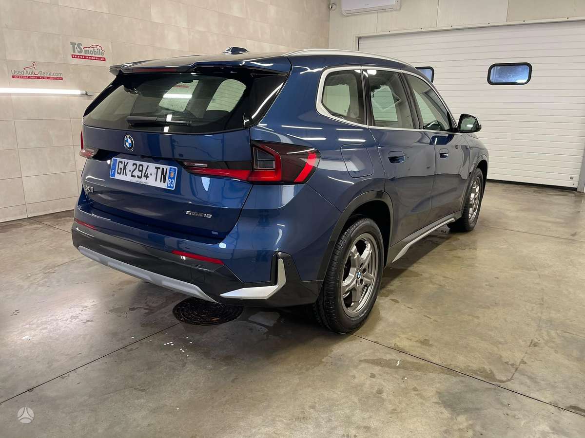 BMW X1 - 4