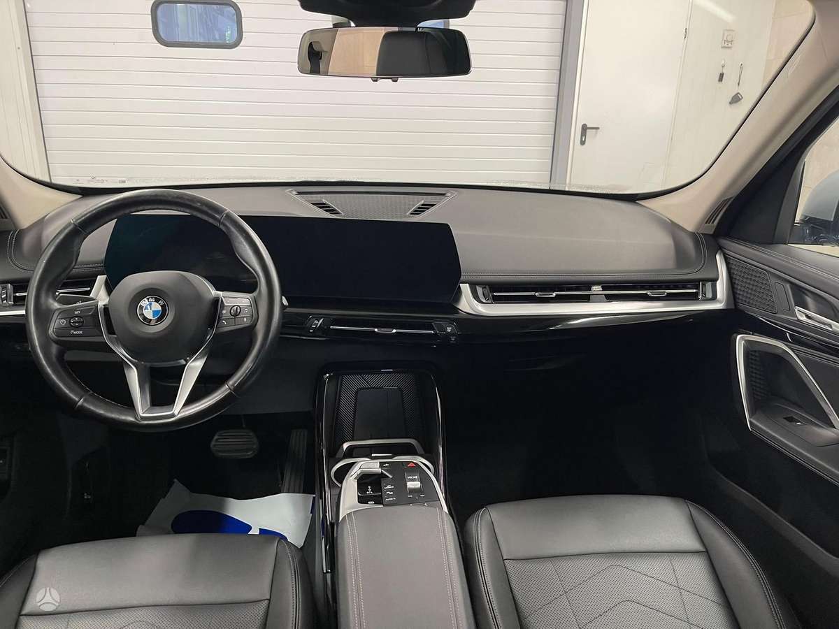 BMW X1 - 8