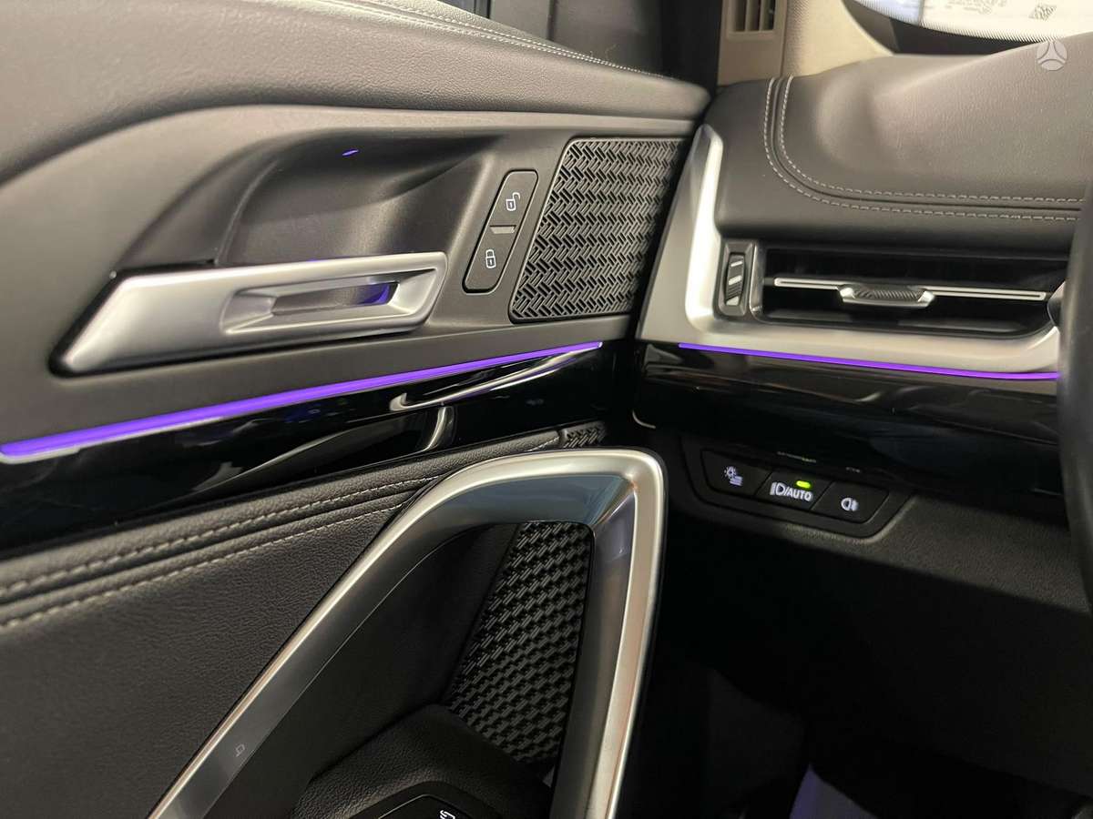 BMW X1 - 11