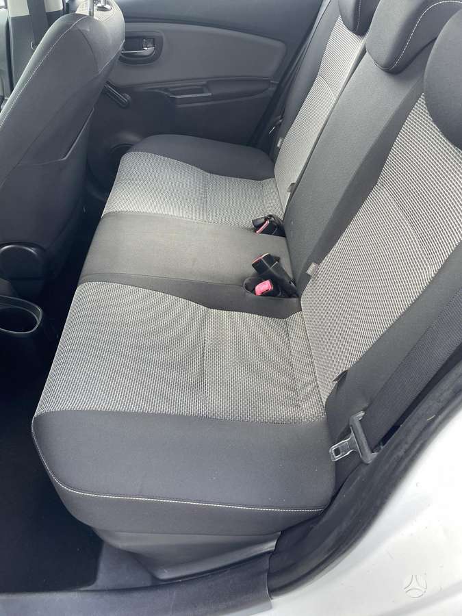 Toyota Yaris - 9