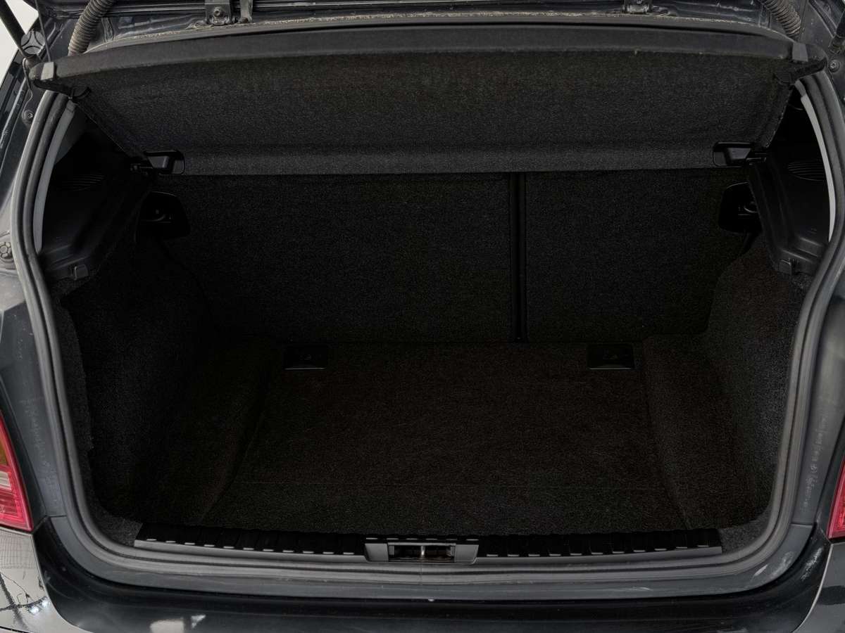 BMW 118, 2.0 l., hatchback