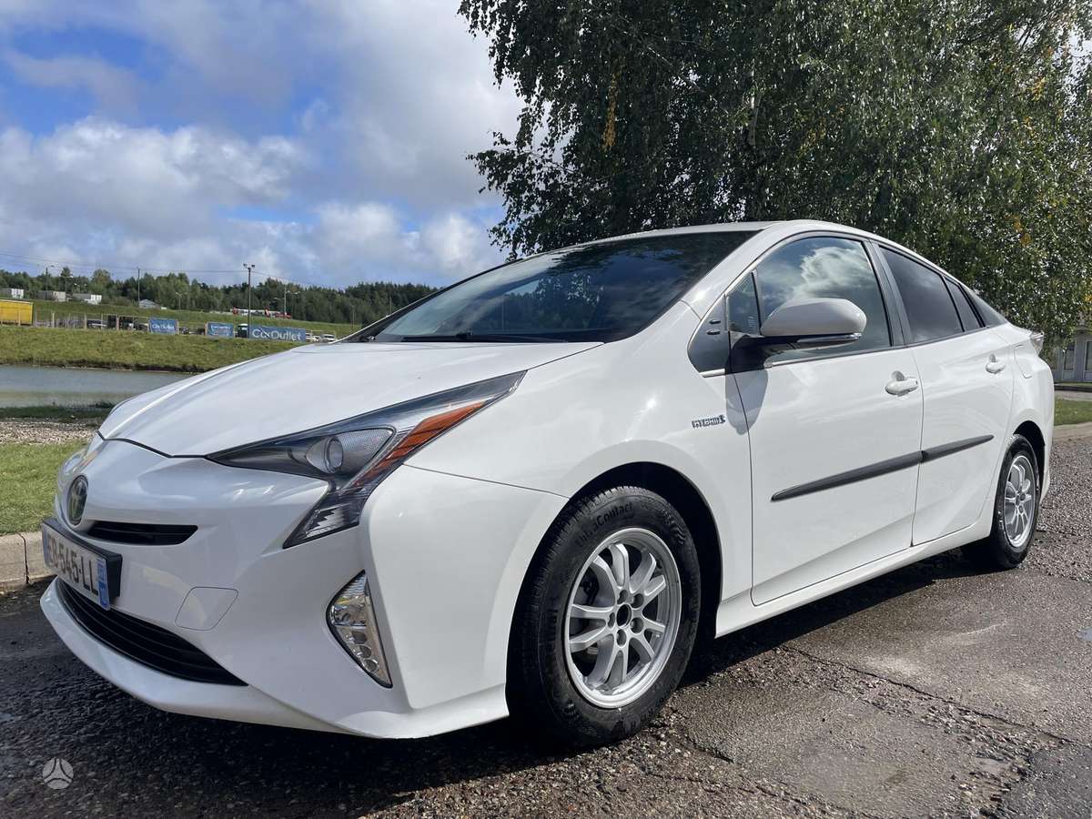 Toyota Prius - 2