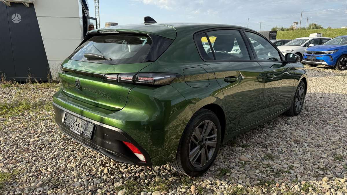 Peugeot 308, 1.2 l., hatchback