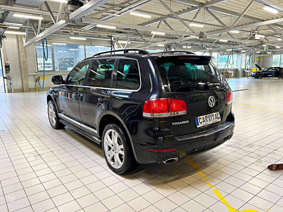 Volkswagen Touareg - 6