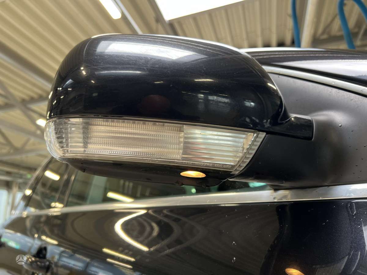 Volkswagen Touareg - 10