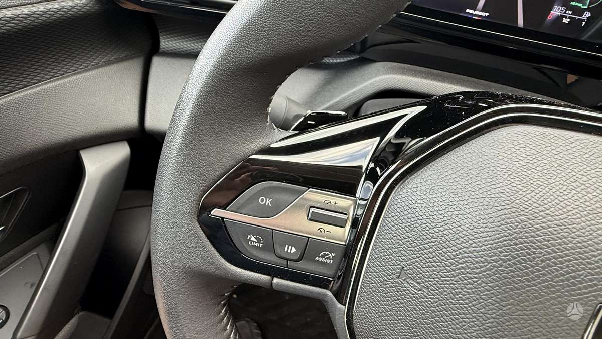 Peugeot 308, 1.2 l., hatchback