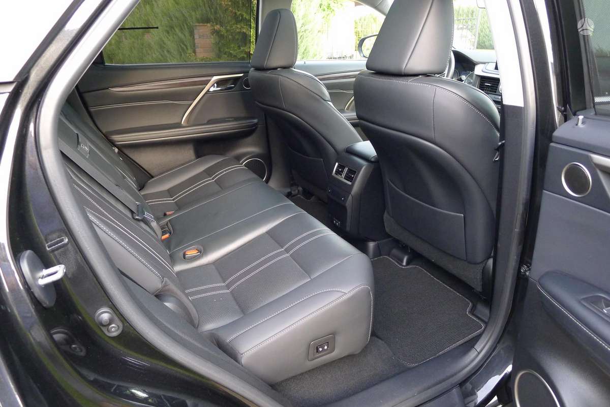 Lexus RX 450h - 9