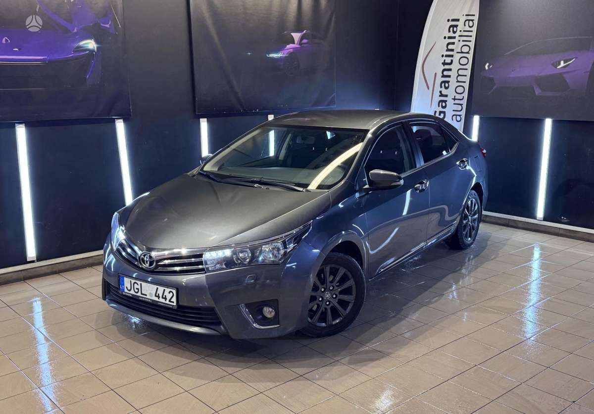Toyota Corolla, 1.6 l., Седан