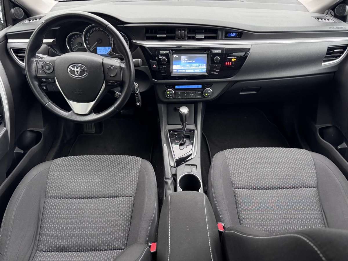 Toyota Corolla, 1.6 l., Седан