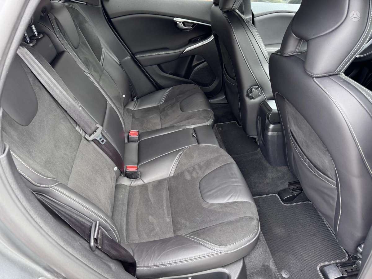 Volvo V40 - 7