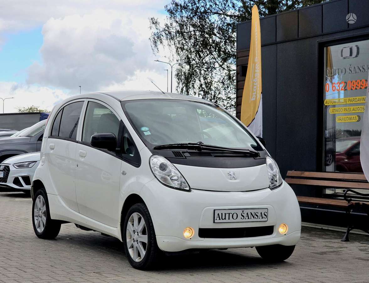 Peugeot iOn, hatchback