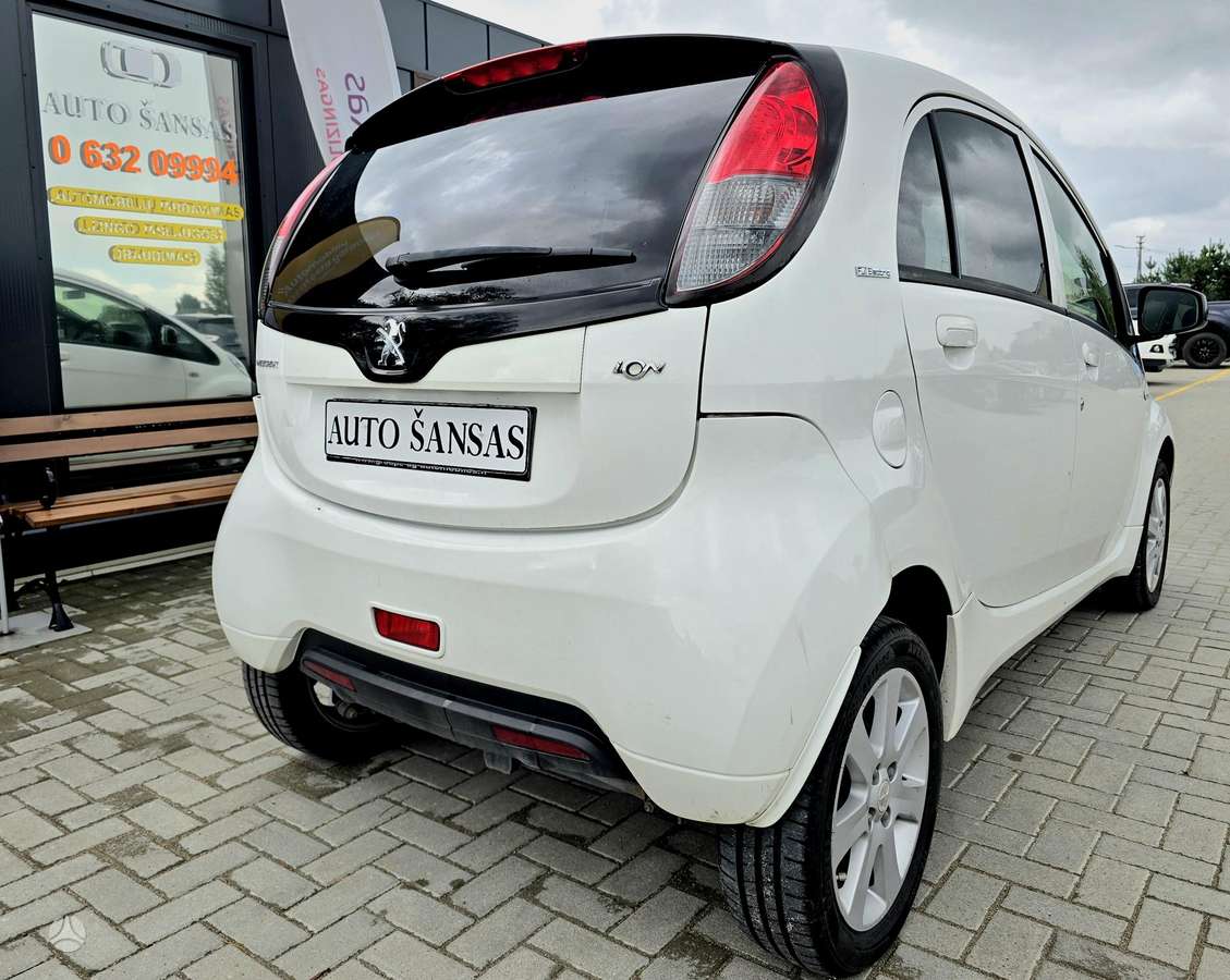 Peugeot iOn, Хэтчбек