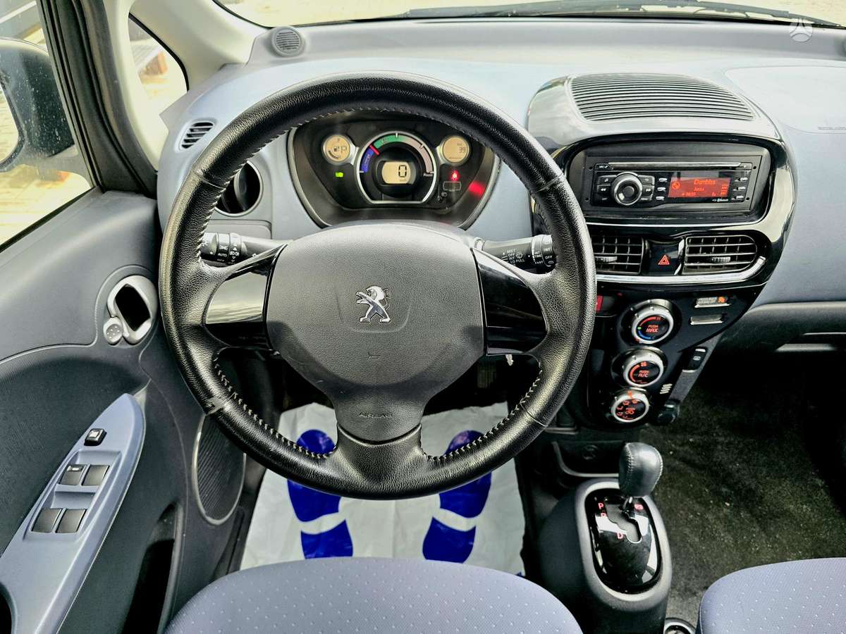 Peugeot iOn, Хэтчбек