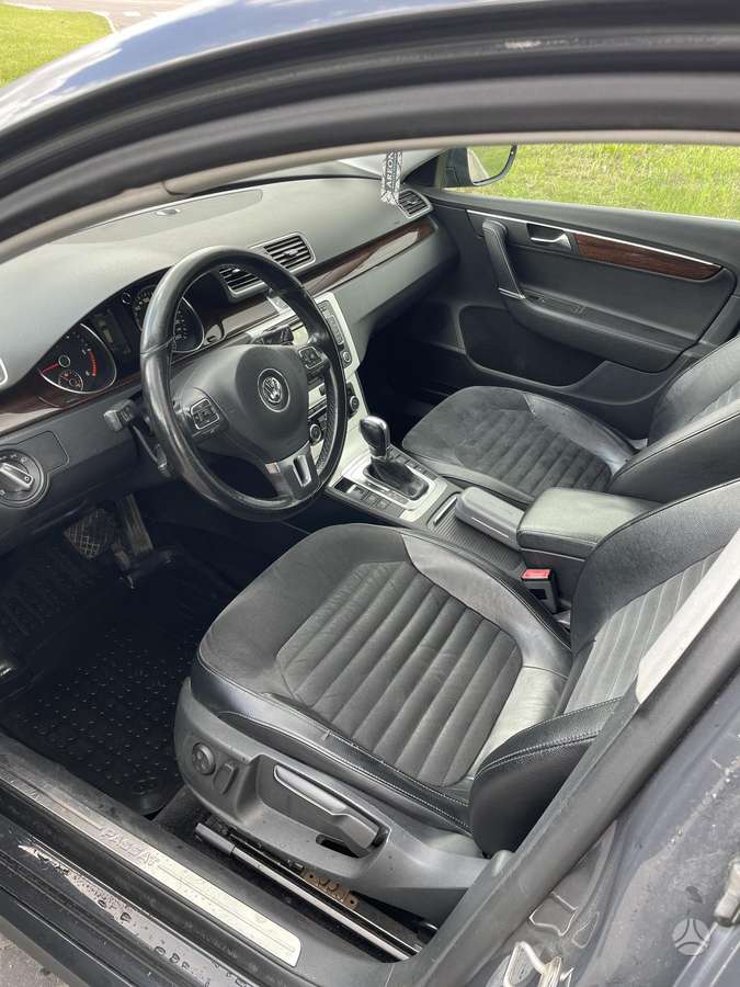 Volkswagen Passat, 2.0 l., Универсал
