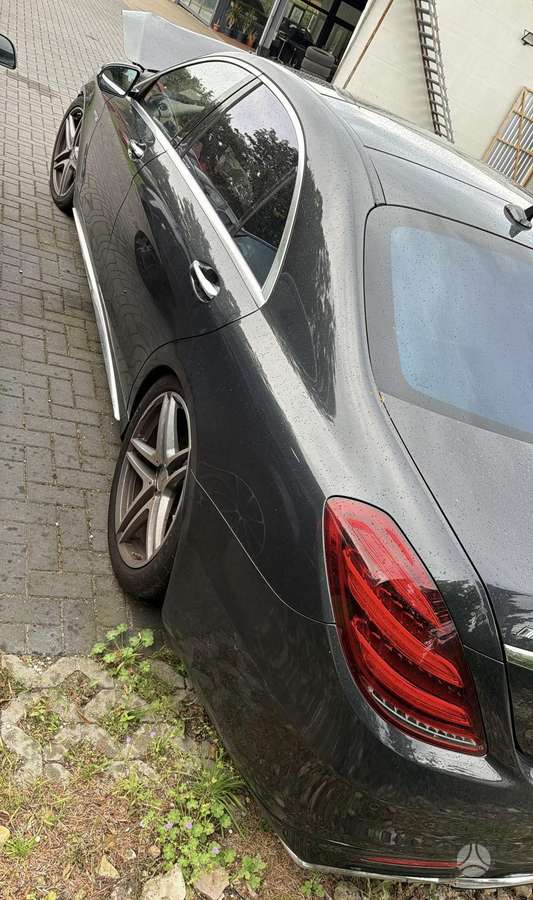 Mercedes-Benz S63 AMG - 3