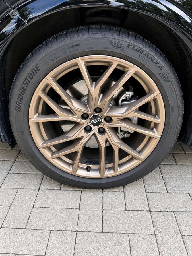Audi Q4 e-tron, 82 kWh, off-road / crossover