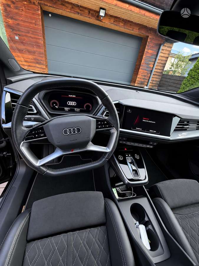 Audi Q4 e-tron, 82 kWh, off-road / crossover