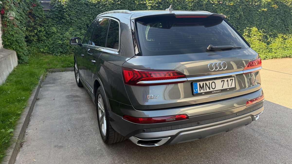 Audi Q7 - 9