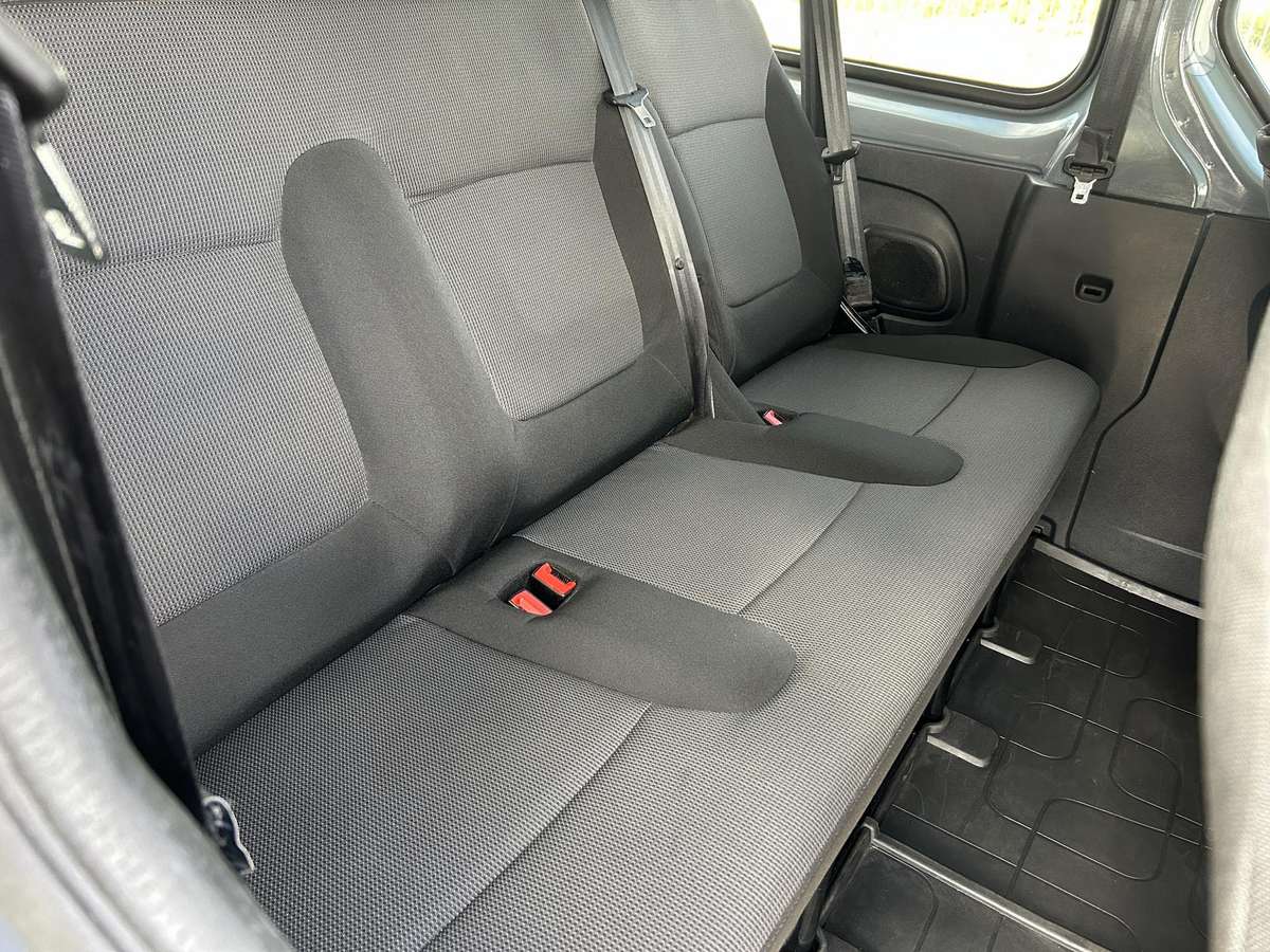 Renault Trafic, 2.0 l., Минивэн