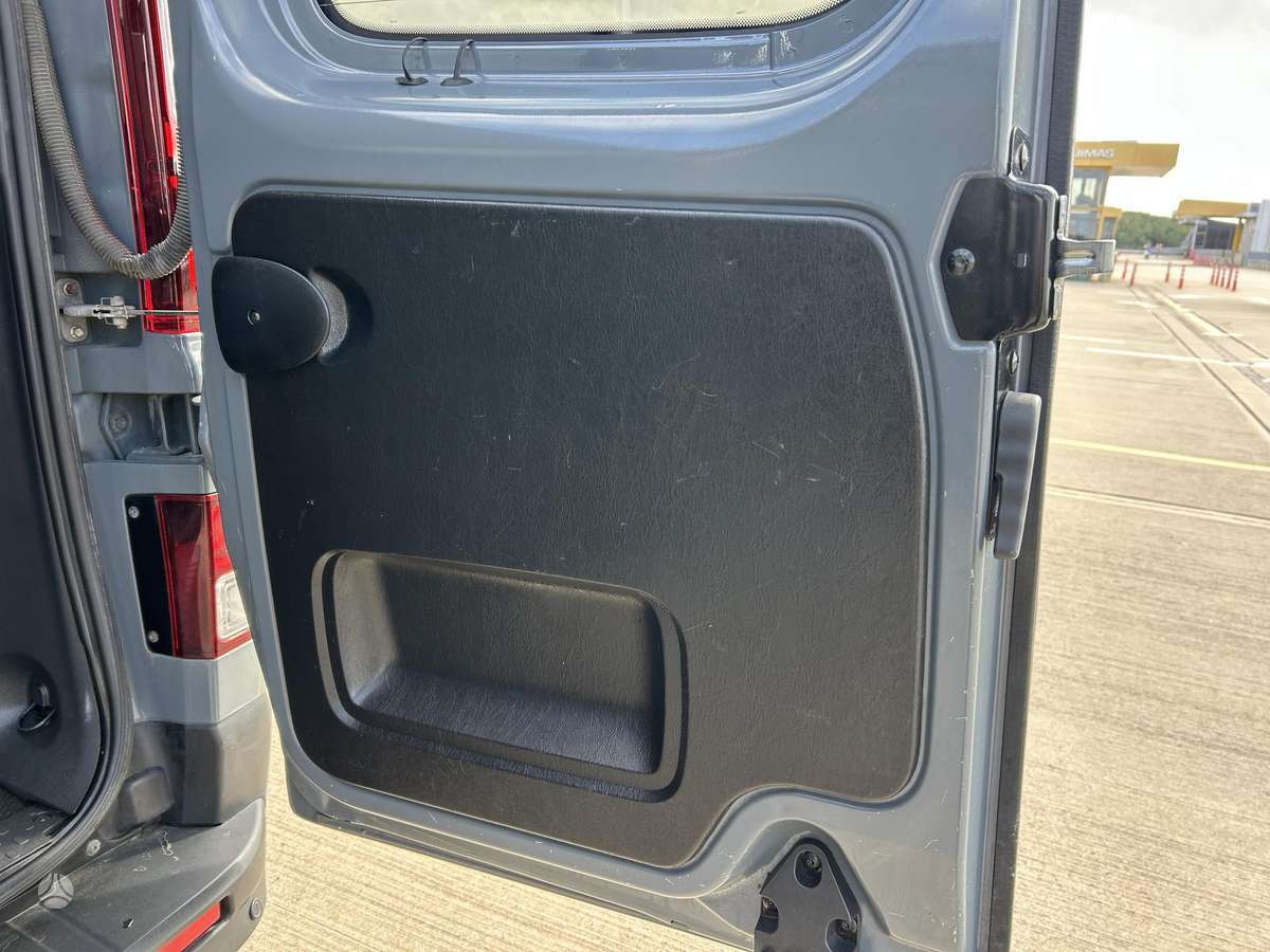 Renault Trafic, 2.0 l., Минивэн