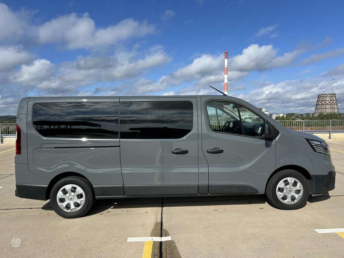 Renault Trafic, 2.0 l., Минивэн