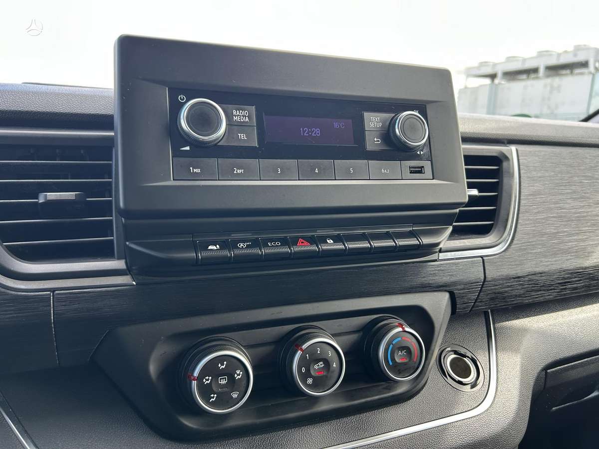Renault Trafic, 2.0 l., Минивэн