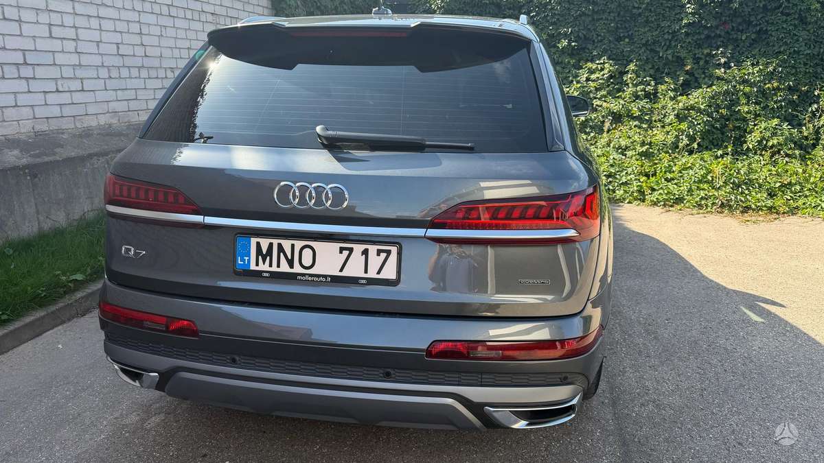 Audi Q7 - 8