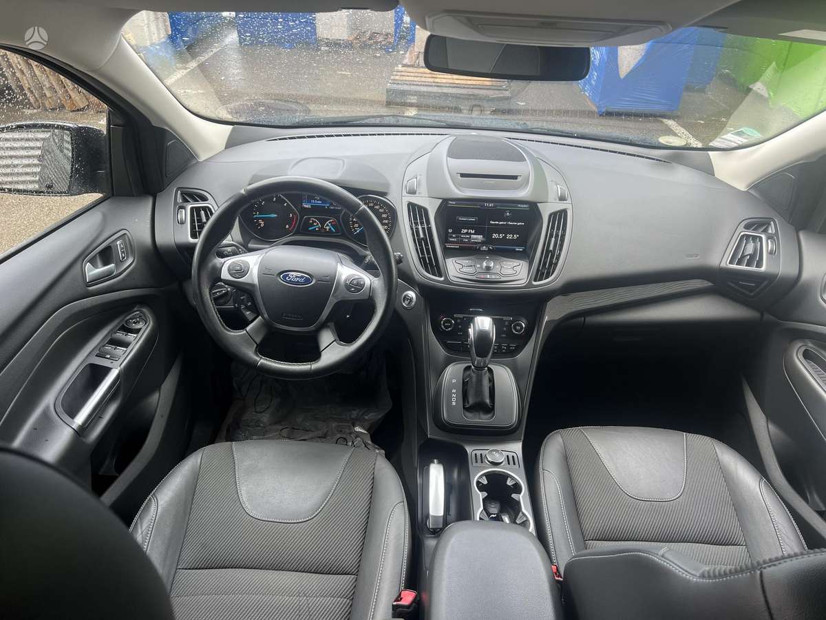Ford Kuga, 2.0 l., off-road / crossover
