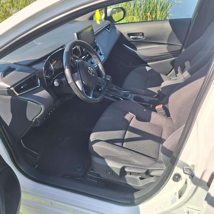 Toyota Corolla - 10