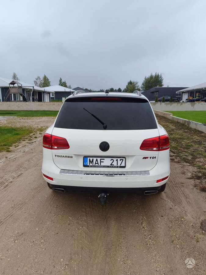 Volkswagen Touareg - 4