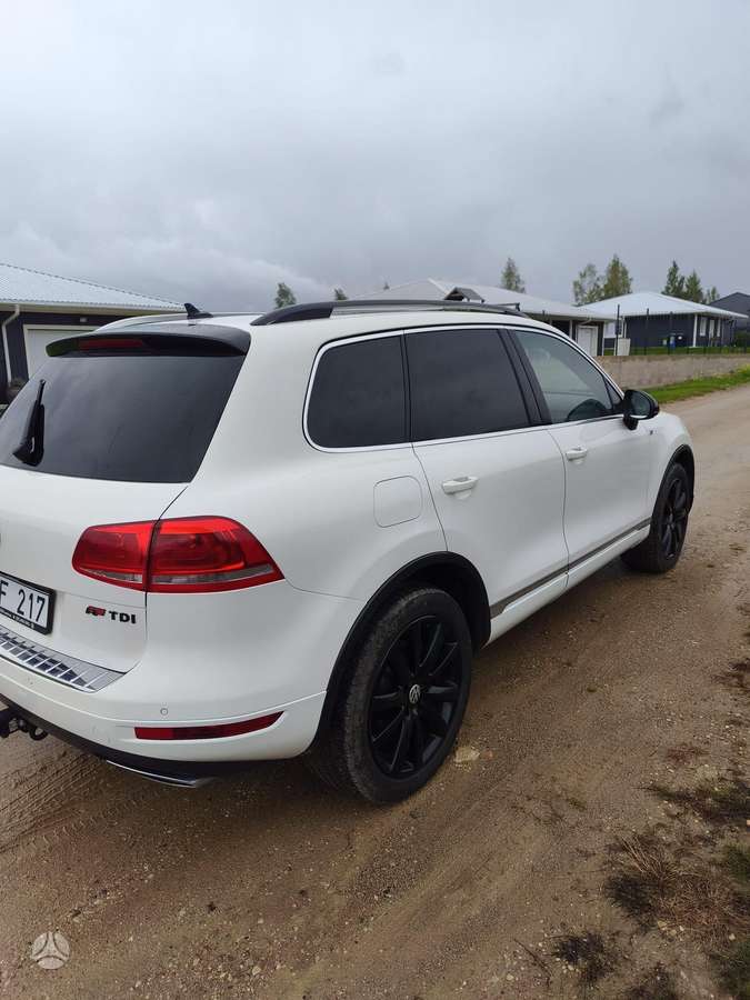 Volkswagen Touareg - 5