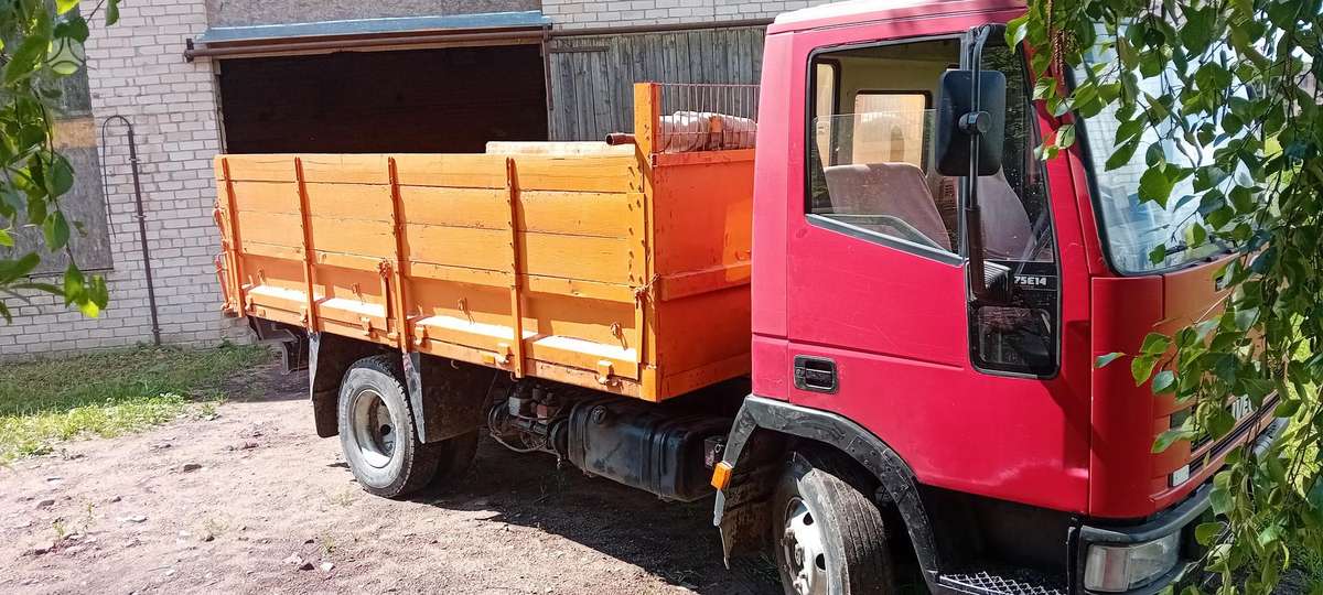 Iveco 75e15, самосвалы