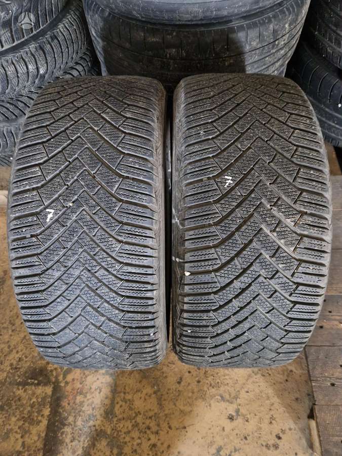 Goodyear UltraGrip Ice 3, winter 245/45 R18