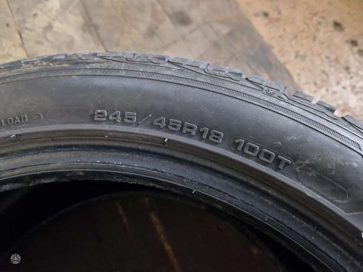 Goodyear UltraGrip Ice 3, winter 245/45 R18