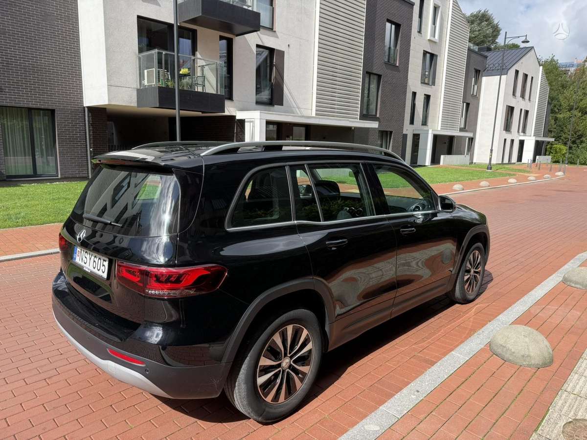 Mercedes-Benz GLB180 - 5