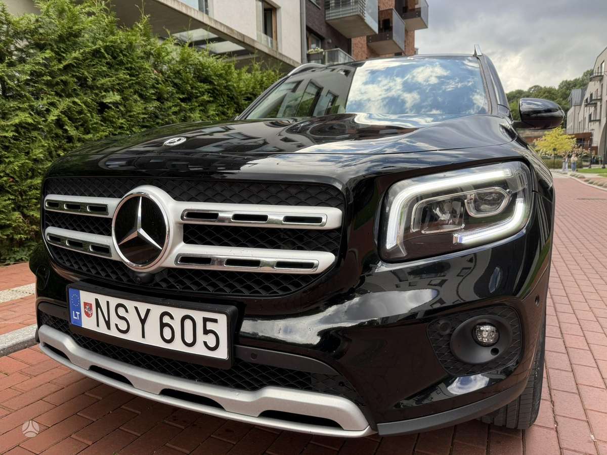 Mercedes-Benz GLB180 - 11