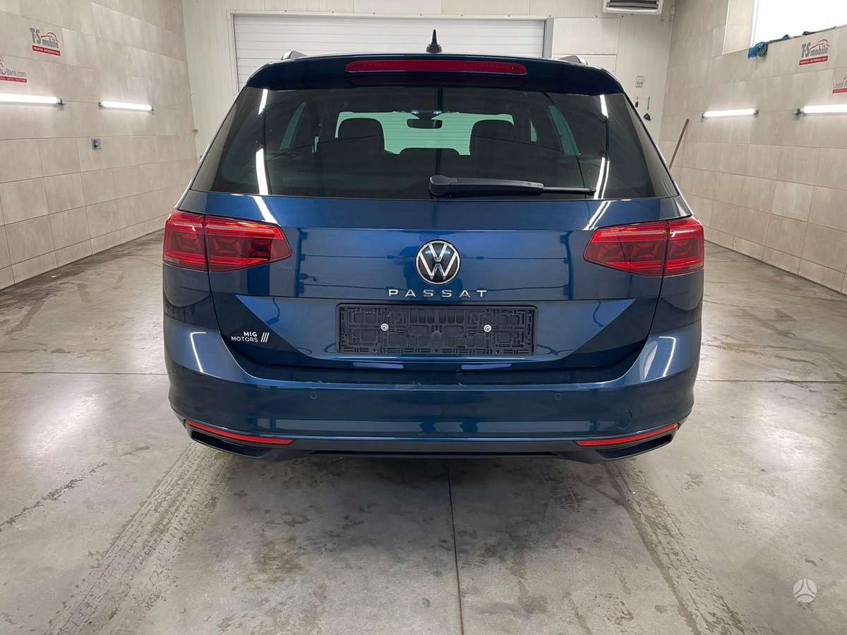 Volkswagen Passat - 5