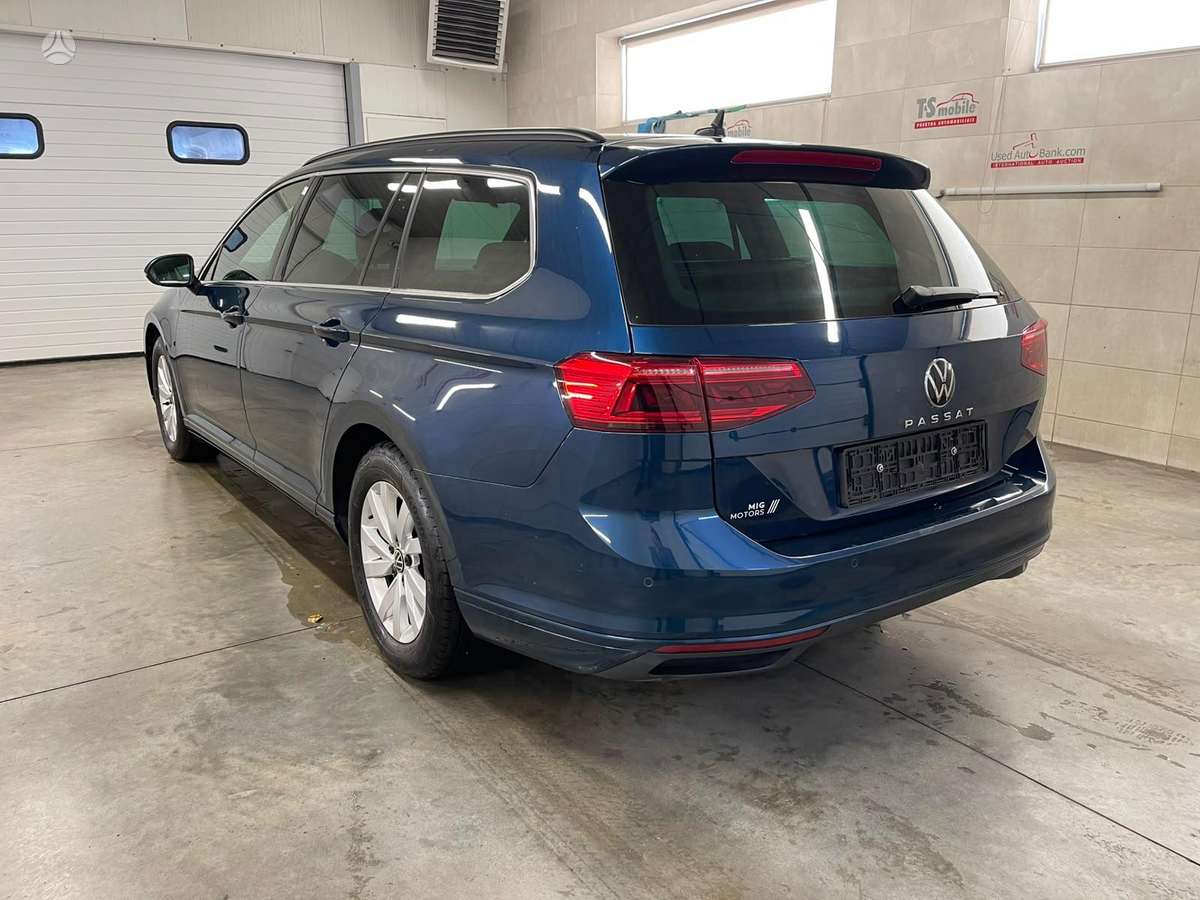 Volkswagen Passat - 6