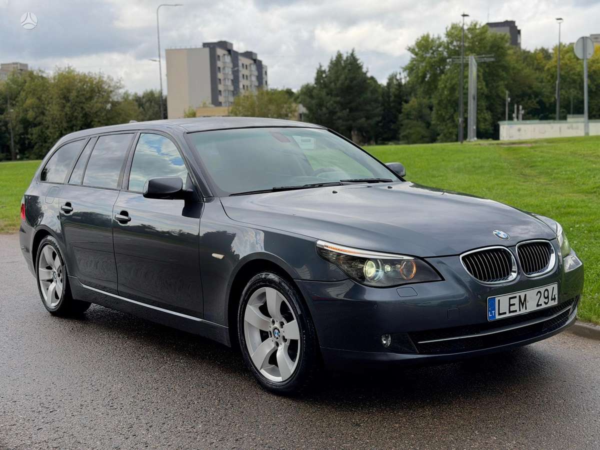 BMW 530, 3.0 l., wagon