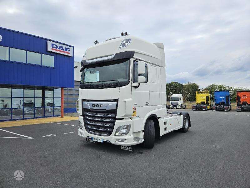 DAF XF106.480 FRANCE, double sleeper