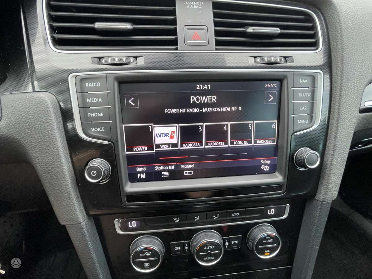 Volkswagen Golf - 7