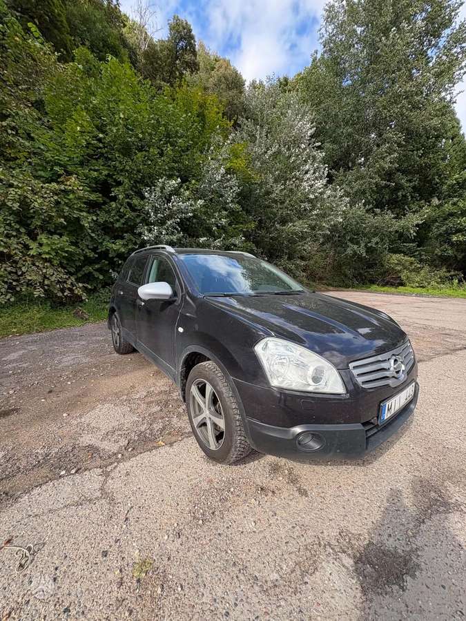 Nissan Qashqai+2 - 5