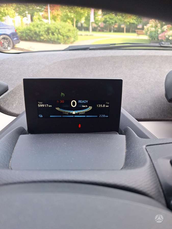 BMW i3, 33 kWh, hatchback