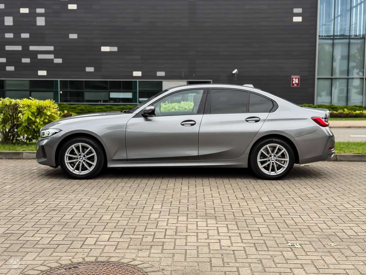 BMW 318, 2.0 l., Седан